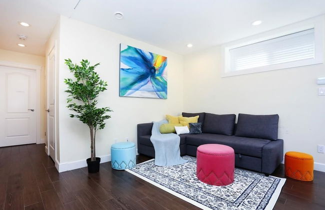 Central Cozy 1bdr Suite by Elevate Rooms - Photo 9