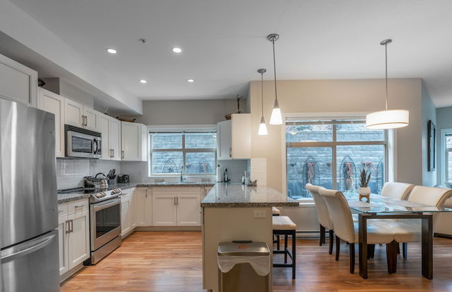 Fabulous Condo at Five Star Resort #209 - Photo 10