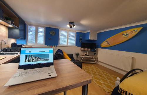 Hayling Hideaway, private cosy annex near to beach - Photo 5