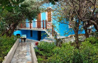 Giannis Gerakios apartments by climbing house - Photo 35