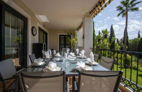 Impressive VILLA Dazura in Valtocado MIJAS - Photo 49
