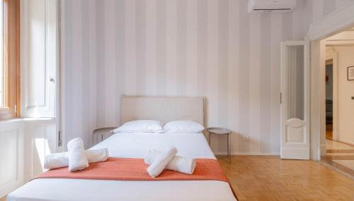 Velvet & Marble - Stylish Luxury City Center Apartment - Photo 1