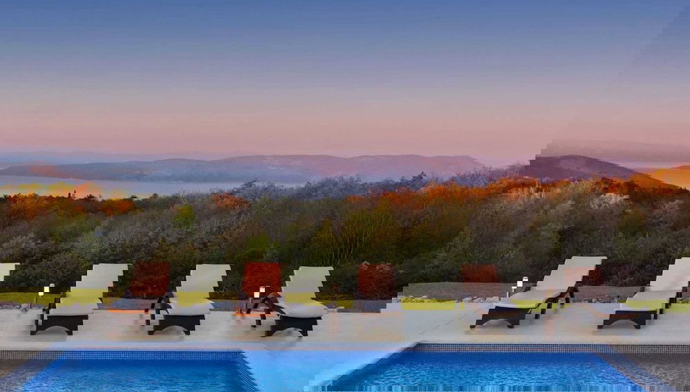 Detached Villa With Private Pool Located on Hill Overlooking Kvarner - Foto 1, Imagem principal