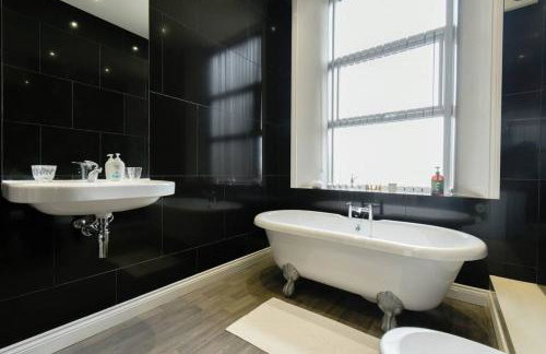 Suite in the heart of Great Harwood - Foto 12