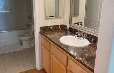 Adorable and Bright 2BD 2BR 740 - Foto 11