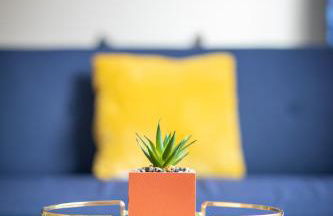 Crystal House Flat 3 - free private parking - metro - Foto 6