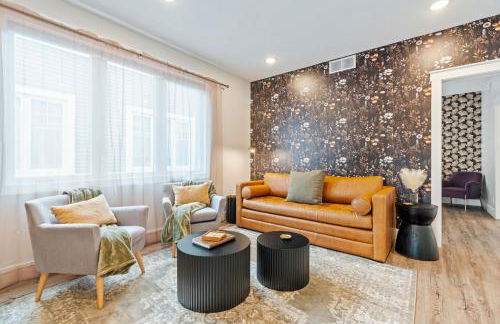 Stone Flora 2BR Condo Near Downtown and Bay - Photo 2