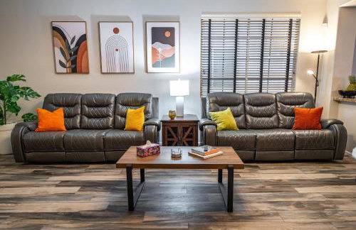 5BR 3BA Family friendly entire home w pool, spa, games, tvs, and more - Photo 3