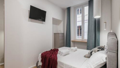The Best Rent - Modern three-bedroom apartment a few steps from the Colosseum - Foto 2