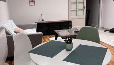 Proche gare, cosy, courte et moyenne durée - Foto 4