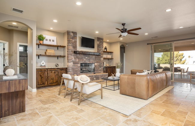 Gambel by Avantstayjtree Escape w/ Entertainers Yard, & Firepit, 3000sf - Foto 22