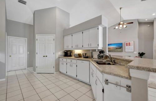 Pool Waterfront Lake 12 PPL Gorgeous - Foto 38