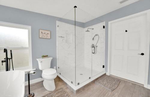 Luxury Bathroom Home with Game Room 25 Mins to PCB - Foto 50