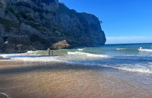 Casita con patio y piscina entre el mar y montañas - Foto 30