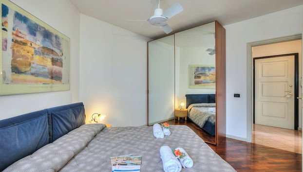 Mirabella Lake View & Private Parking - Foto 4, Habitación