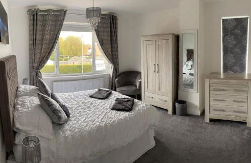 Modern 4 bedroom house in Weymouth Sunny Corner - Photo 13