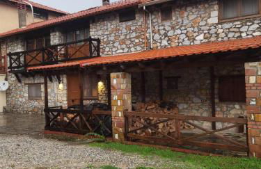 Traditional Stone Cottage in Palio Elatohori - Foto 11
