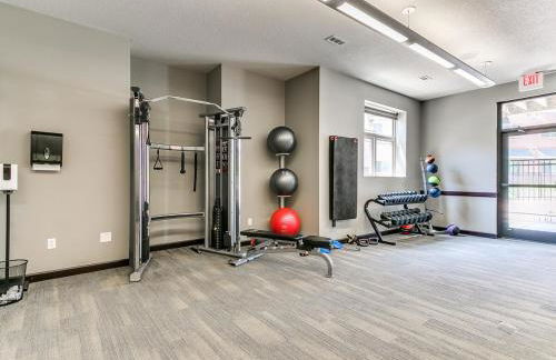 Exclusive, Pool, Massage Chair, Jordan Creek - Foto 23