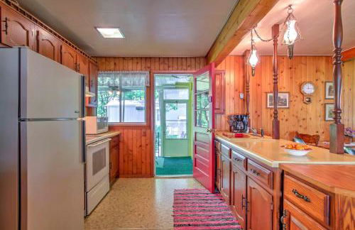 Walk to River! Its A Wonderful Life Cottage - Foto 10