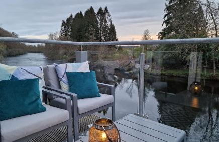 Modern apartment on the river in Callander - Foto 1