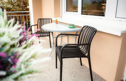 Evelyns Apartment Kurpark Idylle - Foto 5