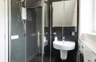 4 Private bedroom house with 3 parking spaces free - Foto 73