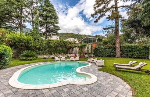 3 Bedroom Beautiful Home In Salerno - Foto 7