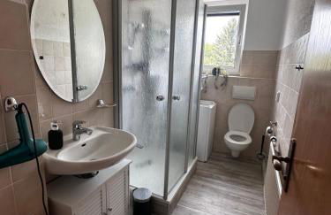 3-Zimmer Ferienunterkunft inkl Parkplatz und Balkon, mit Nähe zum See - Foto 13