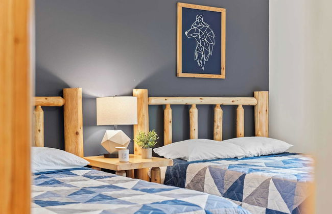 Bluejay Getaway by Avantstay Walk to Lake 7bdr, Hot Tub, Pool Table - Foto 39