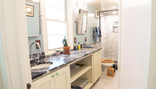 Marigny Cottage steps from Frenchmen St - Foto 2