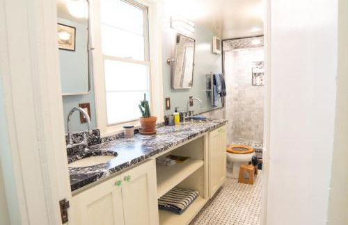 Marigny Cottage steps from Frenchmen St - Foto 2