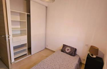 Appartement moderne à Lucciana avec terrasse ensoleillée. - Foto 9