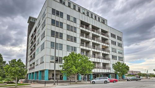 7th-Floor Omaha Condo with Balcony and Park Views - Foto 3