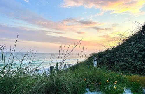 New Listing! Prime Location in Blue Mountain Beach - Foto 7