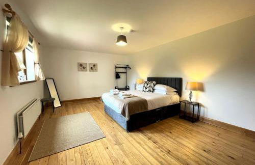 Spectacular 7BR House Hot Tub and Gardens in Gretna - Pass the Keys - Foto 26