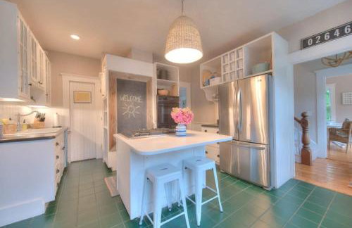 Gorgeous Traditional Home Modern Amenities Downtown Harwichport - Foto 11