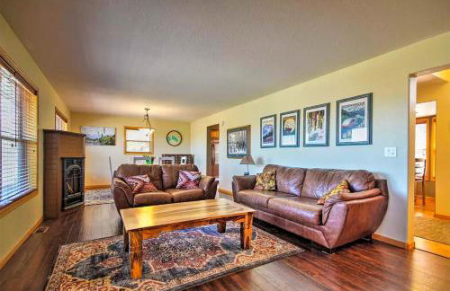 Evergreen Ranch Family Vacation Home, Sleeps 8, Private Hot Tub - Foto 3