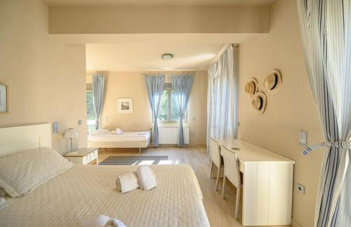 Villa Astoria - Photo 25