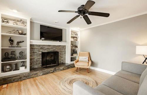 Amazing Pool & Walk to the Park - Foto 43