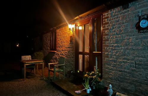 Smugglers Cottage Barn Conversion AONB with Pool & Jacuzzi - Foto 8