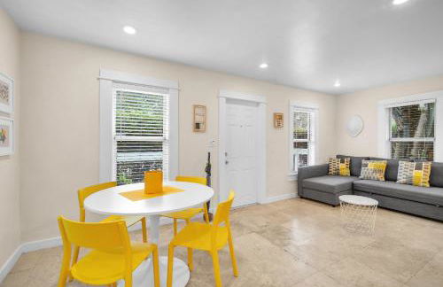 Renovated Grove Bungalow -near Coconut Grove - Foto 4