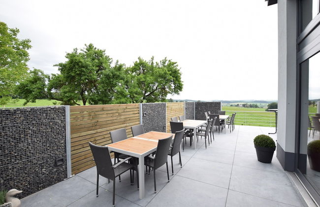 Serene Garden Retreat - Photo 17