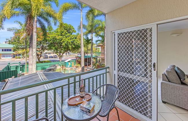 Koala Court Holiday Apartments - Photo 42