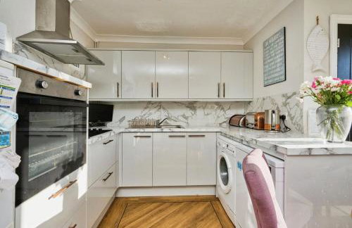 Sunny Downs - Photo 8