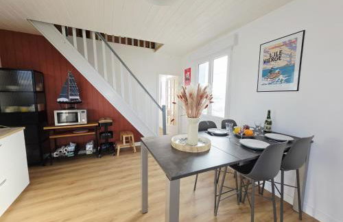 Charmante maison avec accès direct à la plage et vue mer incroyable - Foto 11