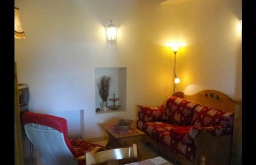 appartement gentiane 4personnes dans gite "la maison d'augustin" classé 3 étoiles,la tour,73530 st jean d'arves - Foto 5