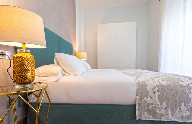 Genteel Home Recaredo - Photo 11