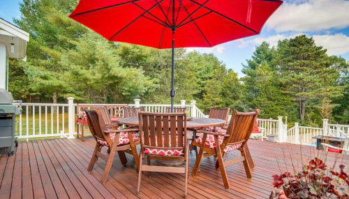 3 Mi to Megansett Beach Home with Pool and Game Room - Foto 2