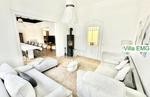 Ferienhaus Villa EMG Velbert nah Düsseldorf Essen Dortmund, Familien Gruppen bis 27 Personen, 3 Küchen, Kaminofen, Terrasse - Photo 7