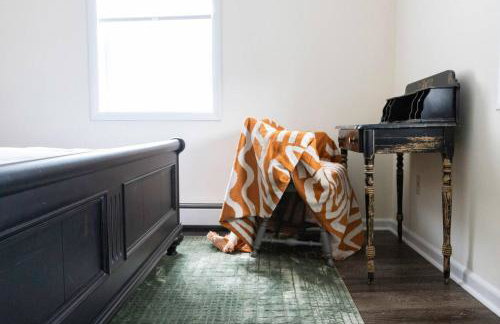 Private Classy 2nd Flr 3 Bed Apt Near Downtown - Foto 20